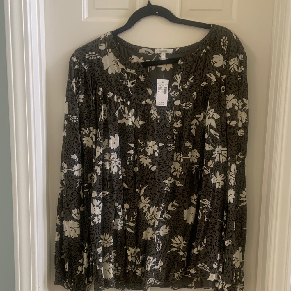 Maurices Black and White Floral Blouse